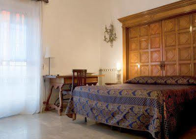 Bed & Breakfast Attico Dei Pini